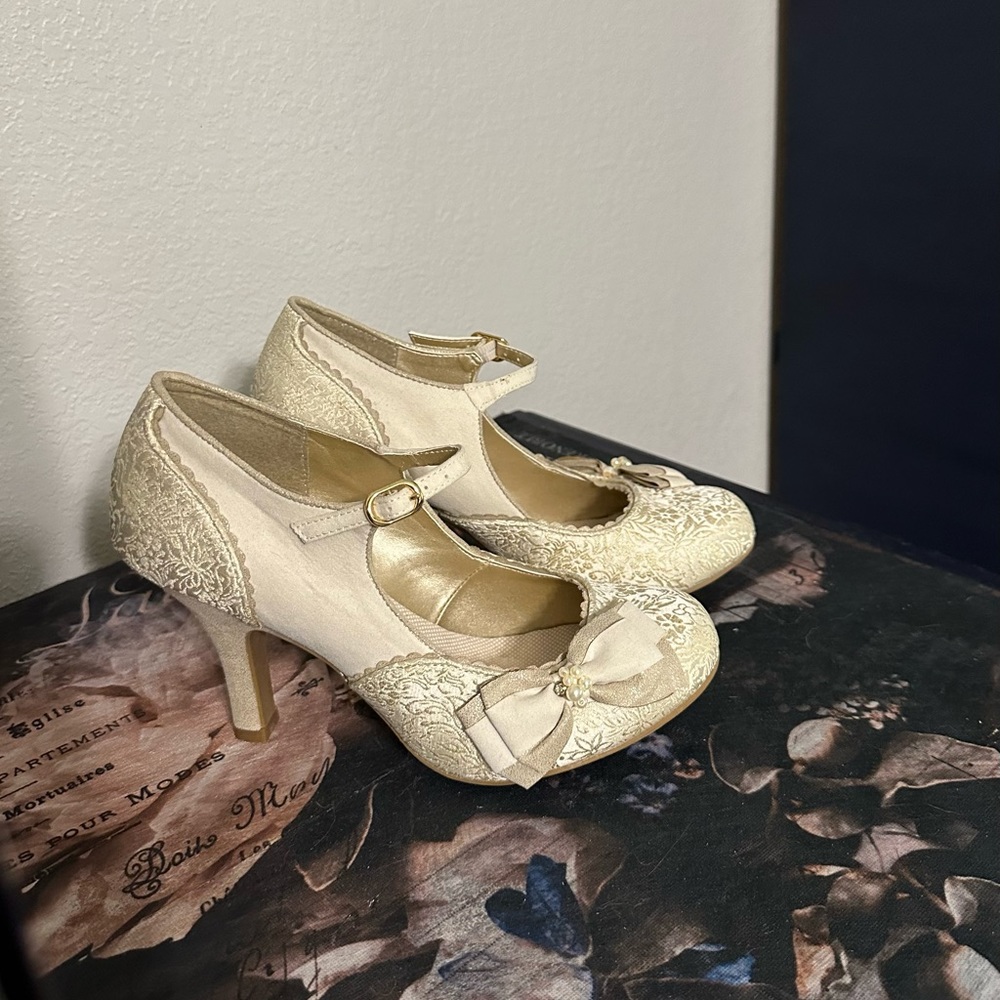 Ruby Shoo Mary Jane Maria Wedding Shoe’s Size US 8 U.K. 6